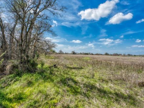 8530 Highway 71 Spicewood TX 78669