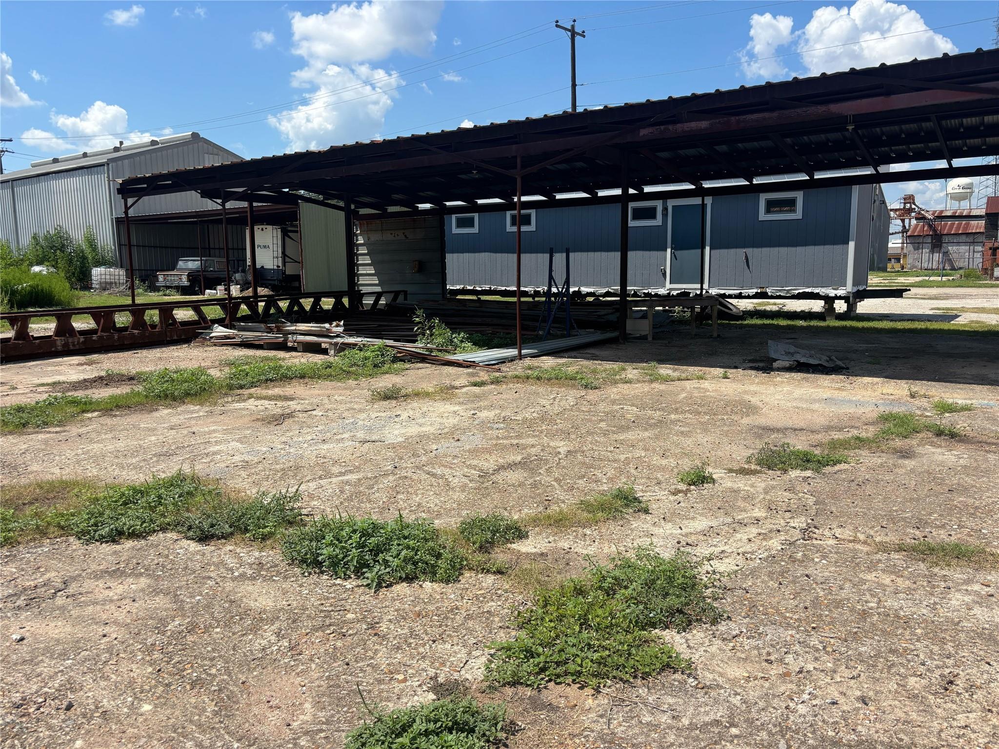 300 W Hempstead-a Street Giddings TX 78942
