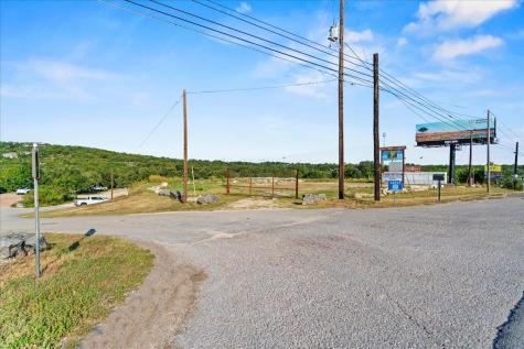 16933 #B Ranch Road 12 Wimberley TX 78676