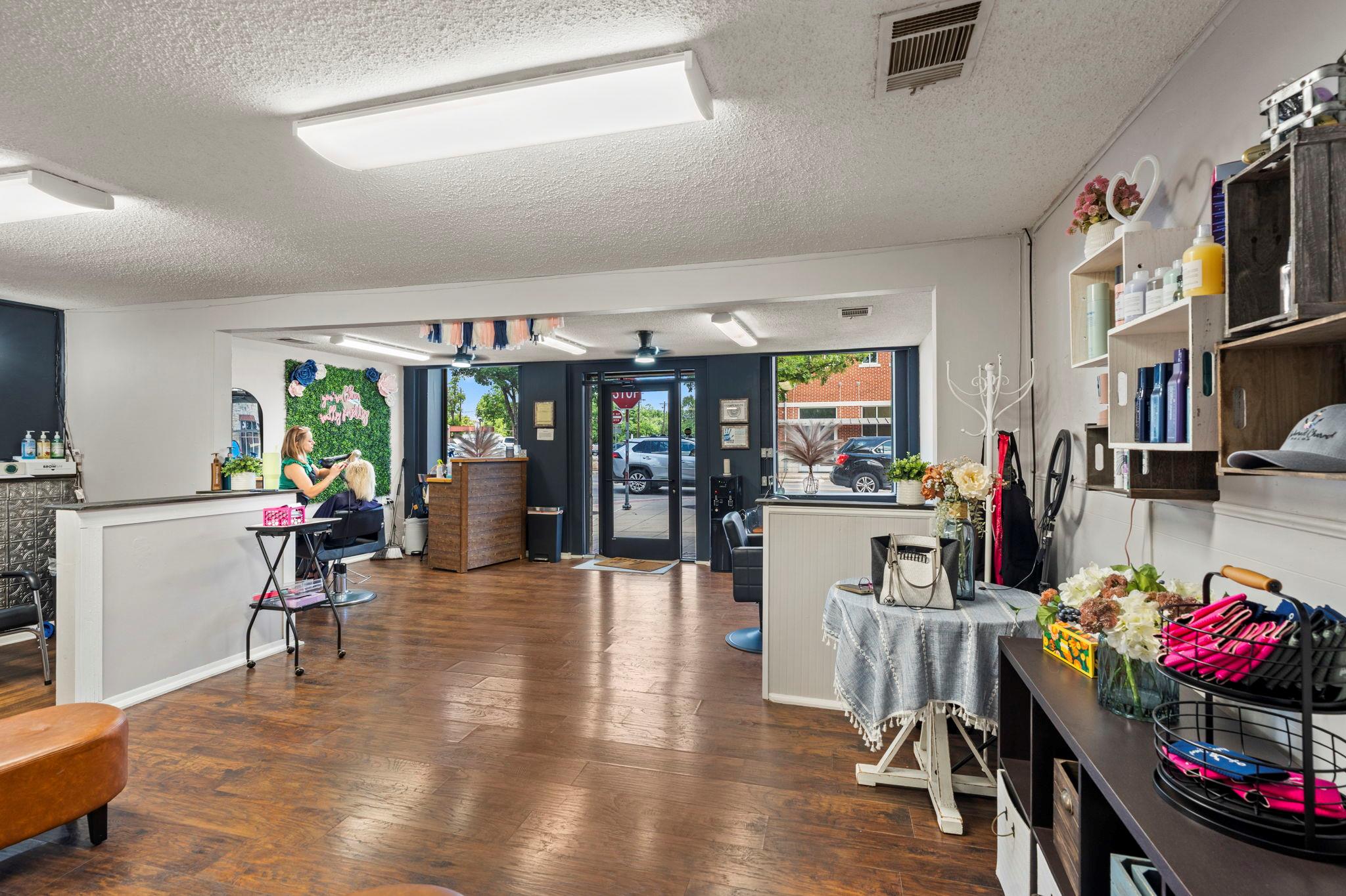 107 W Center Street Kyle TX 78640