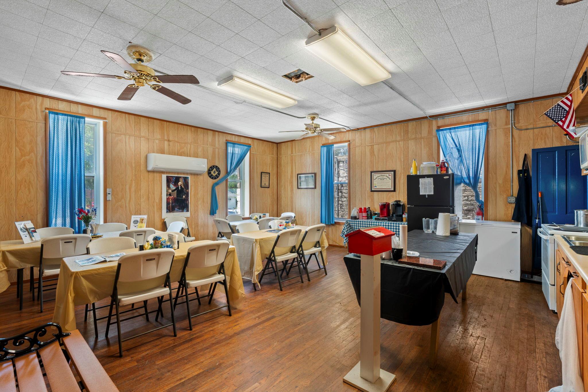 107 W Center Street Kyle TX 78640