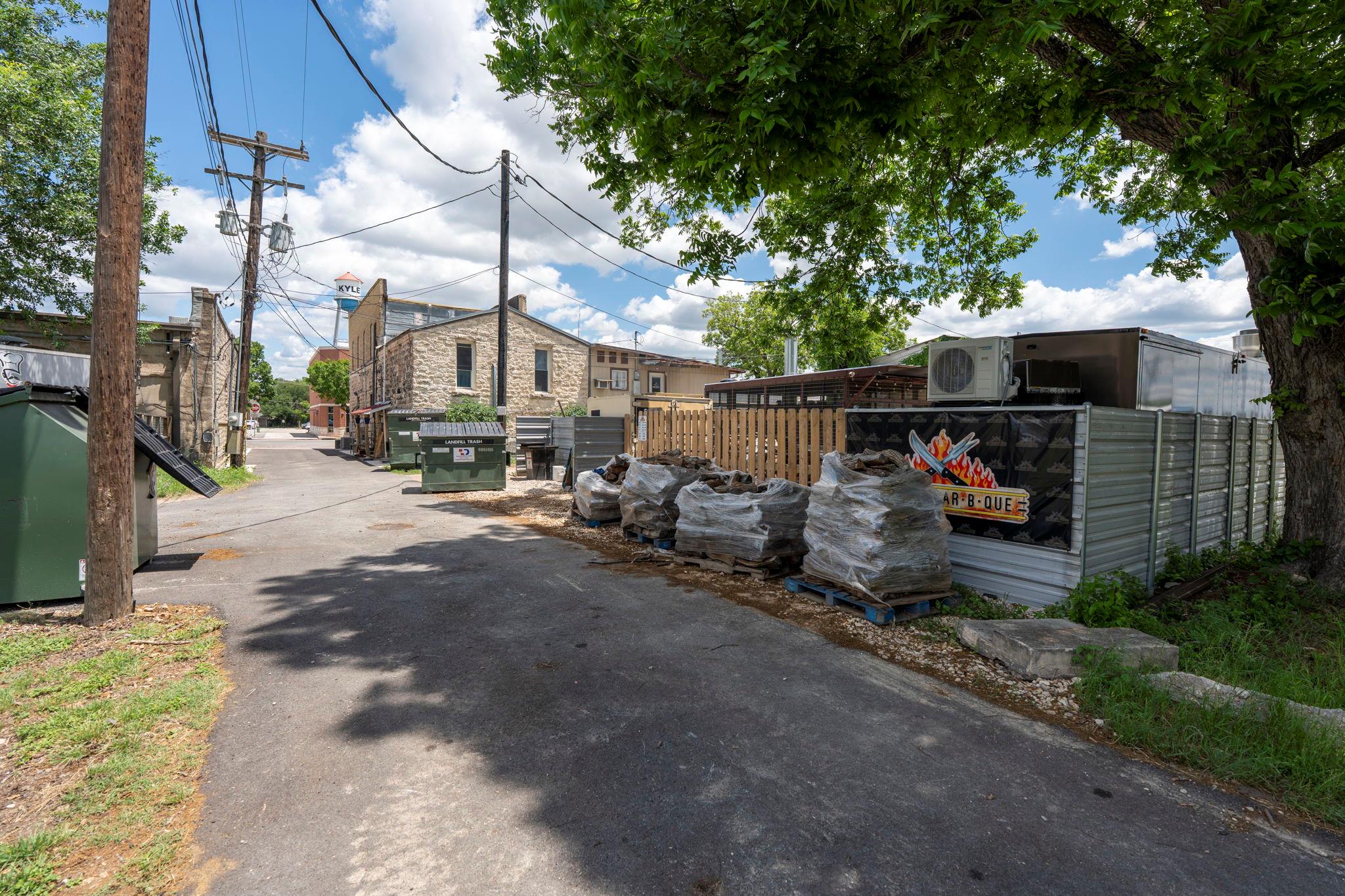 107 W Center Street Kyle TX 78640