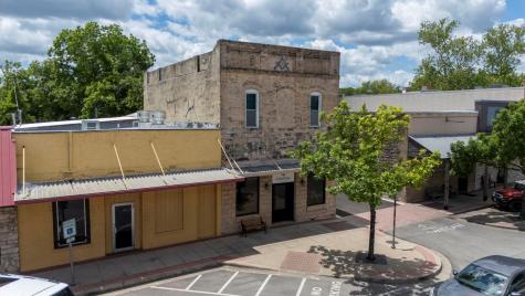 107 W Center Street Kyle TX 78640