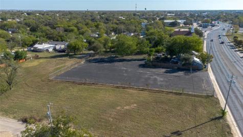 784 W Court Street Seguin TX 78155