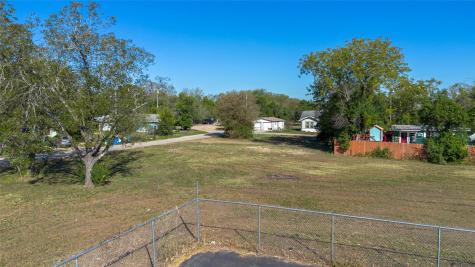 784 W Court Street Seguin TX 78155