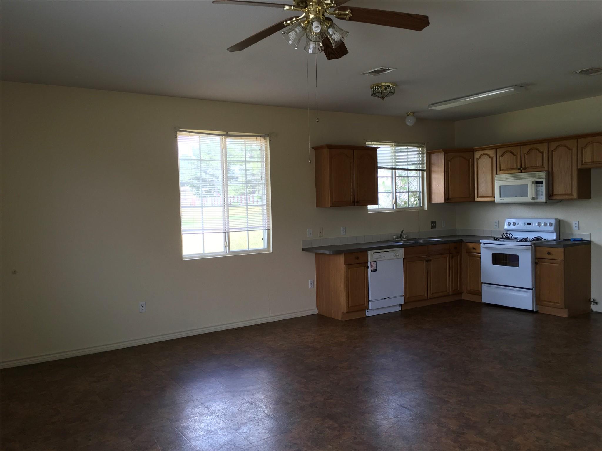 251 Zimmerman Avenue Bastrop TX 78602