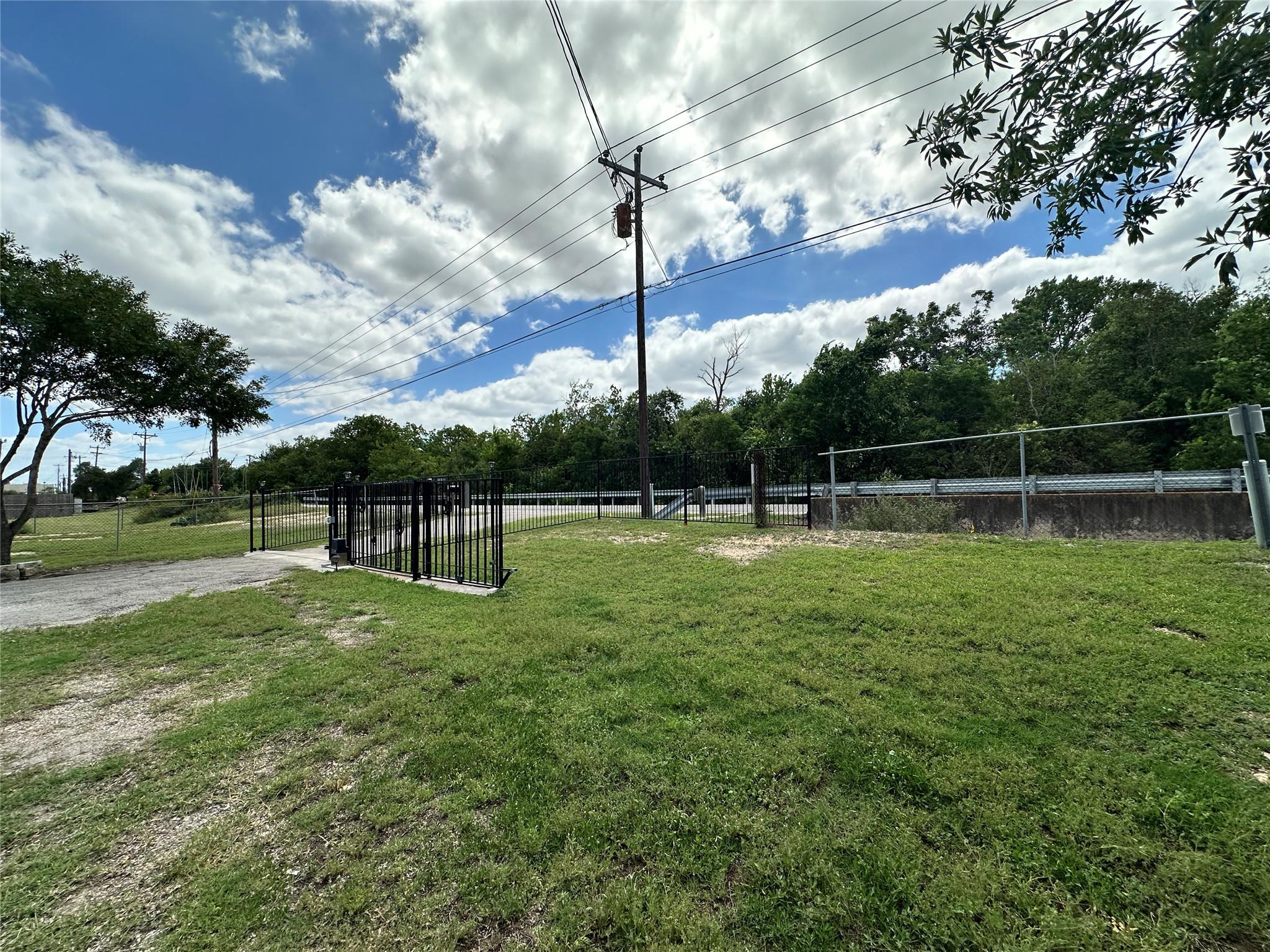 945 Old San Antonio Road Buda TX 78610