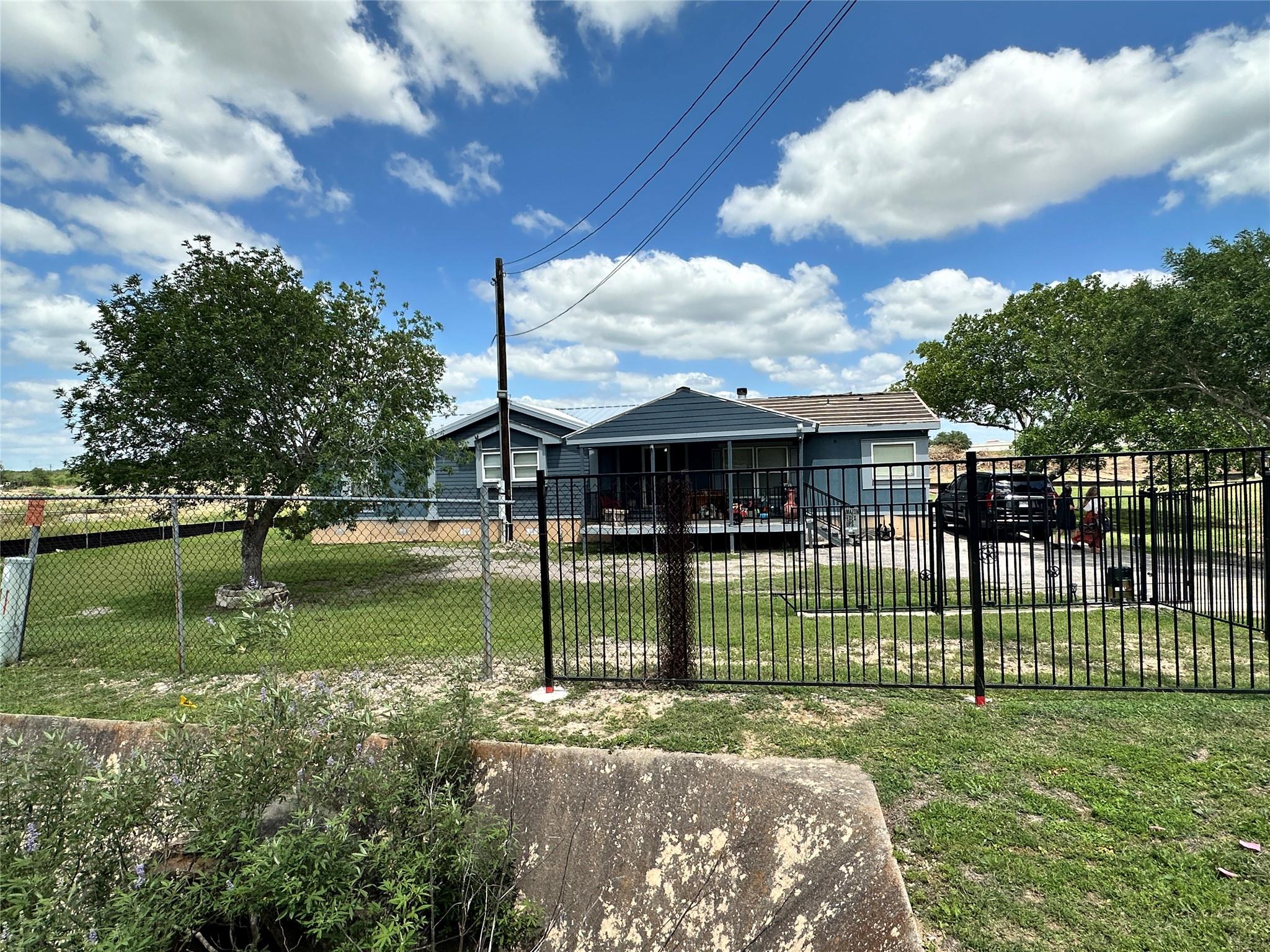 945 Old San Antonio Road Buda TX 78610