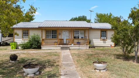 19016 Fm 973 N Coupland TX 78615