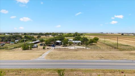19016 Fm 973 N Coupland TX 78615