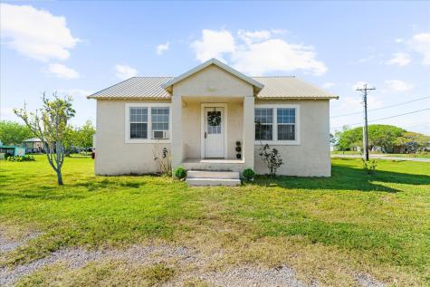 115 N Byers Street Port O'connor TX 77982