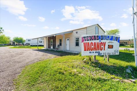 115 N Byers Street Port O'connor TX 77982