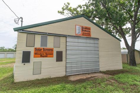 1106 Bessemer Avenue Llano TX 78643