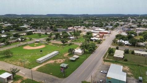 1106 Bessemer Avenue Llano TX 78643