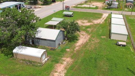 1106 Bessemer Avenue Llano TX 78643