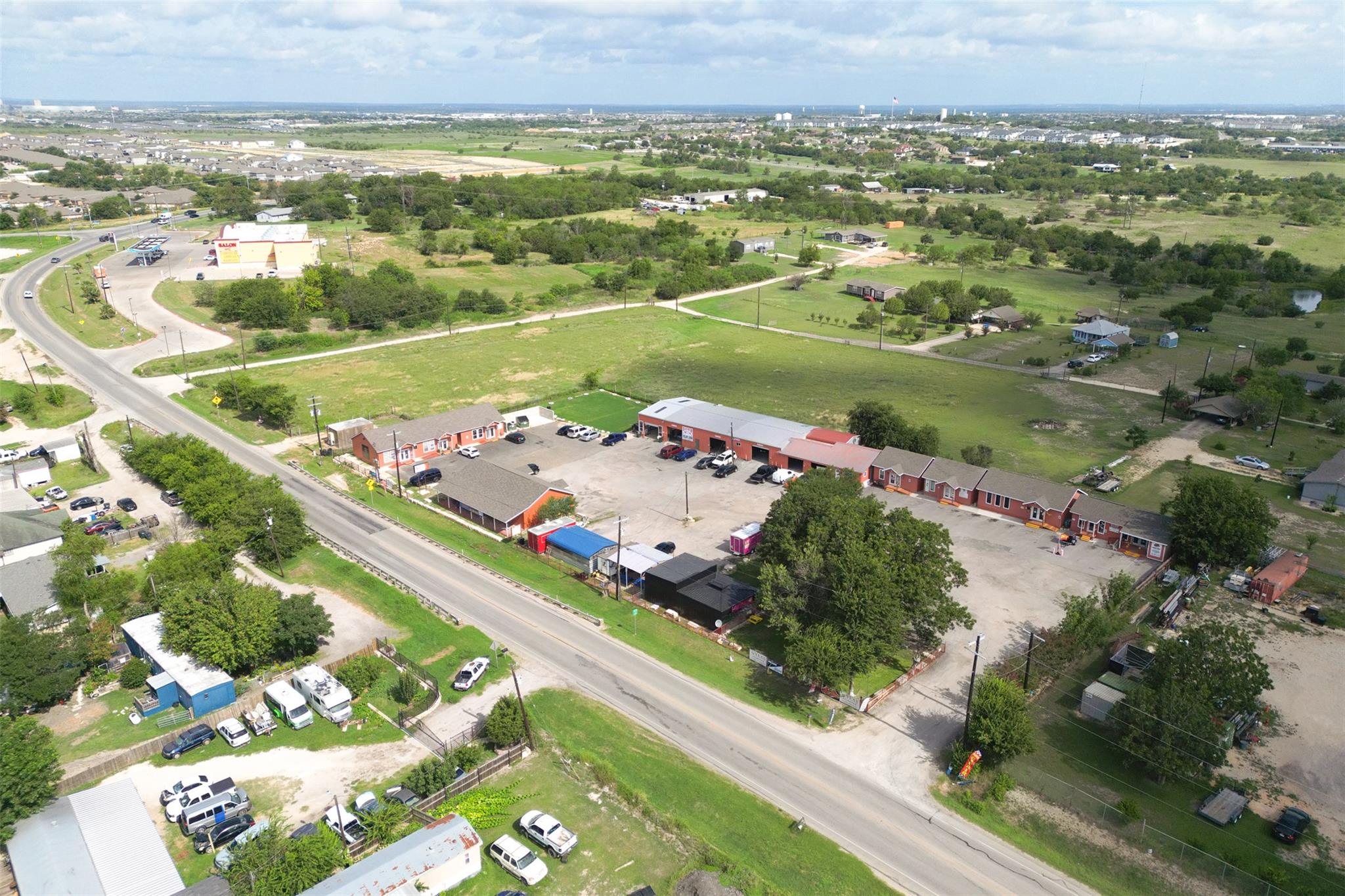 3195 Fm-2001 Buda TX 78610