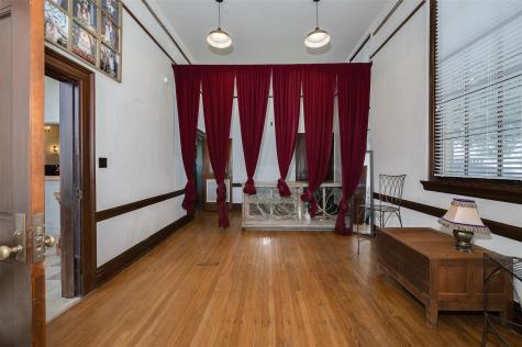 102 W Fox Street Caldwell TX 77836