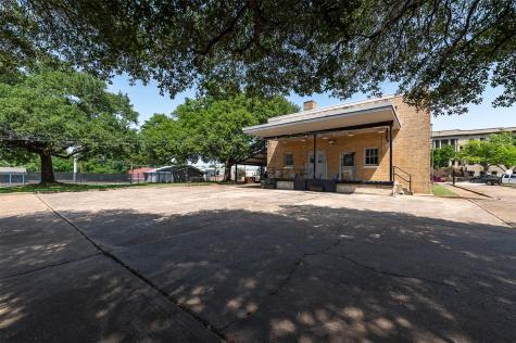 102 W Fox Street Caldwell TX 77836