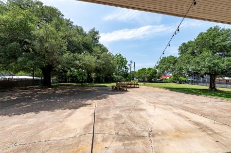 102 W Fox Street Caldwell TX 77836