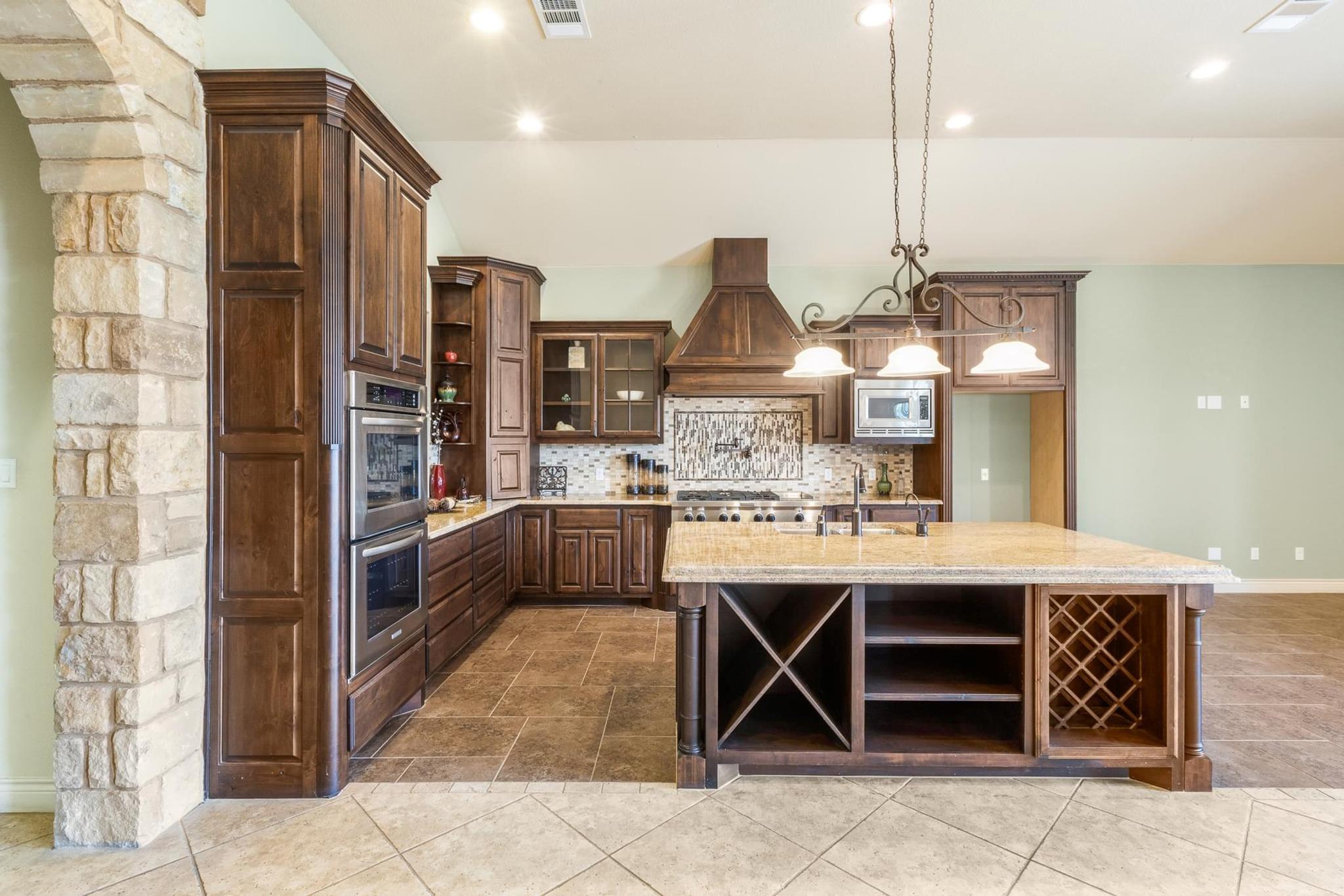 105 Applewood Drive Cedar Creek TX 78612