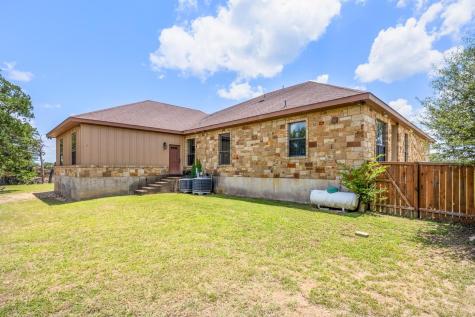 105 Applewood Drive Cedar Creek TX 78612