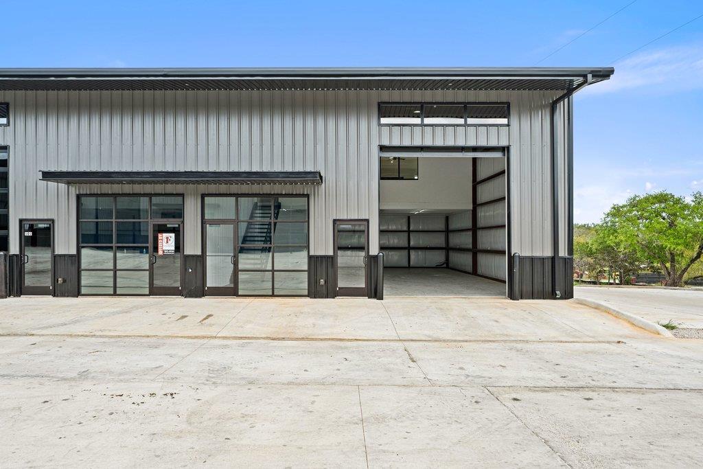 451 Farrell Road Dripping Springs TX 78620