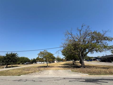 300 E Austin Avenue Hutto TX 78634