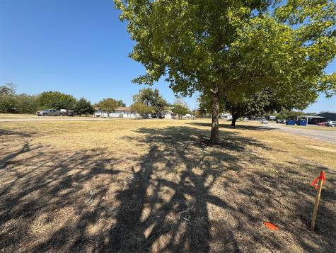 300 E Austin Avenue Hutto TX 78634