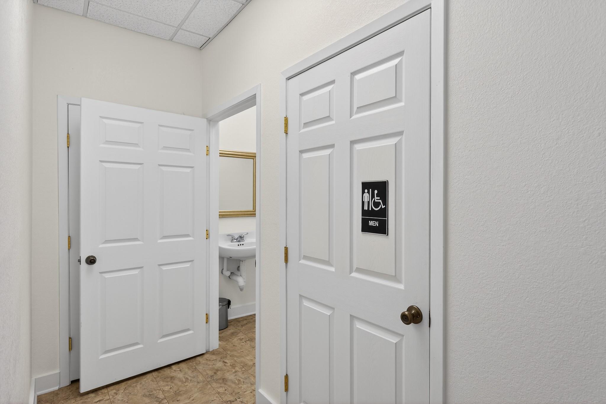 410 N West Bertram TX 78605