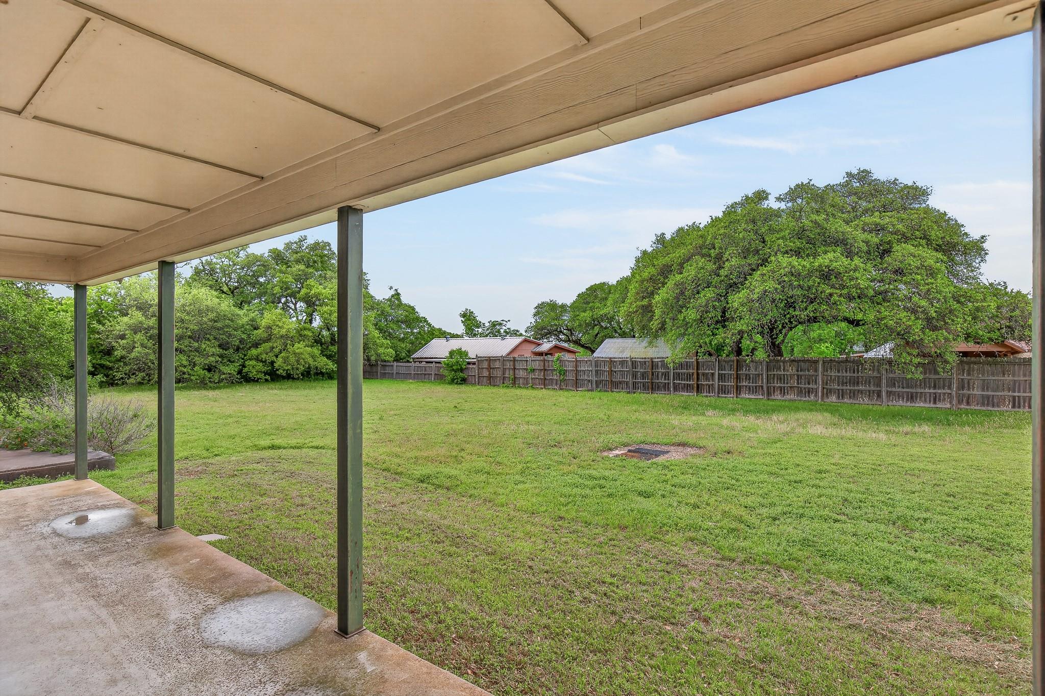410 N West Bertram TX 78605