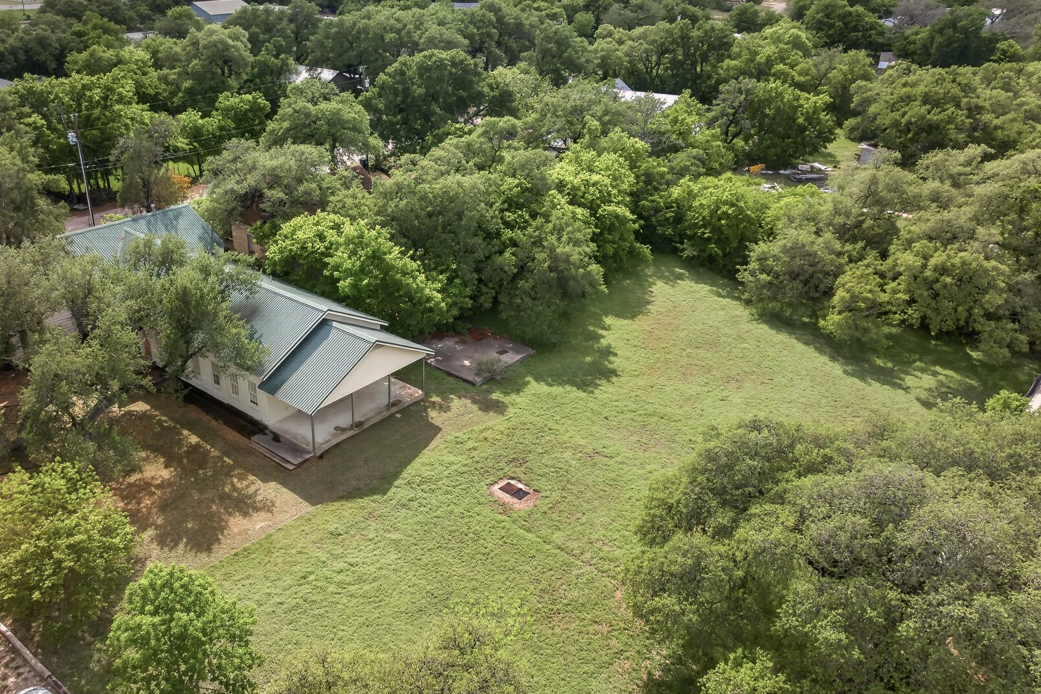 410 N West Bertram TX 78605