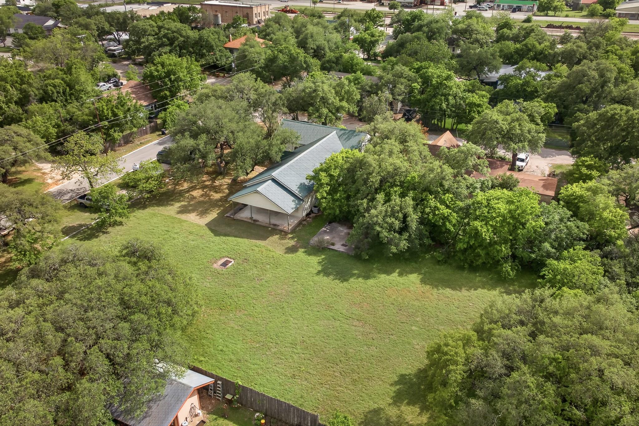 410 N West Bertram TX 78605