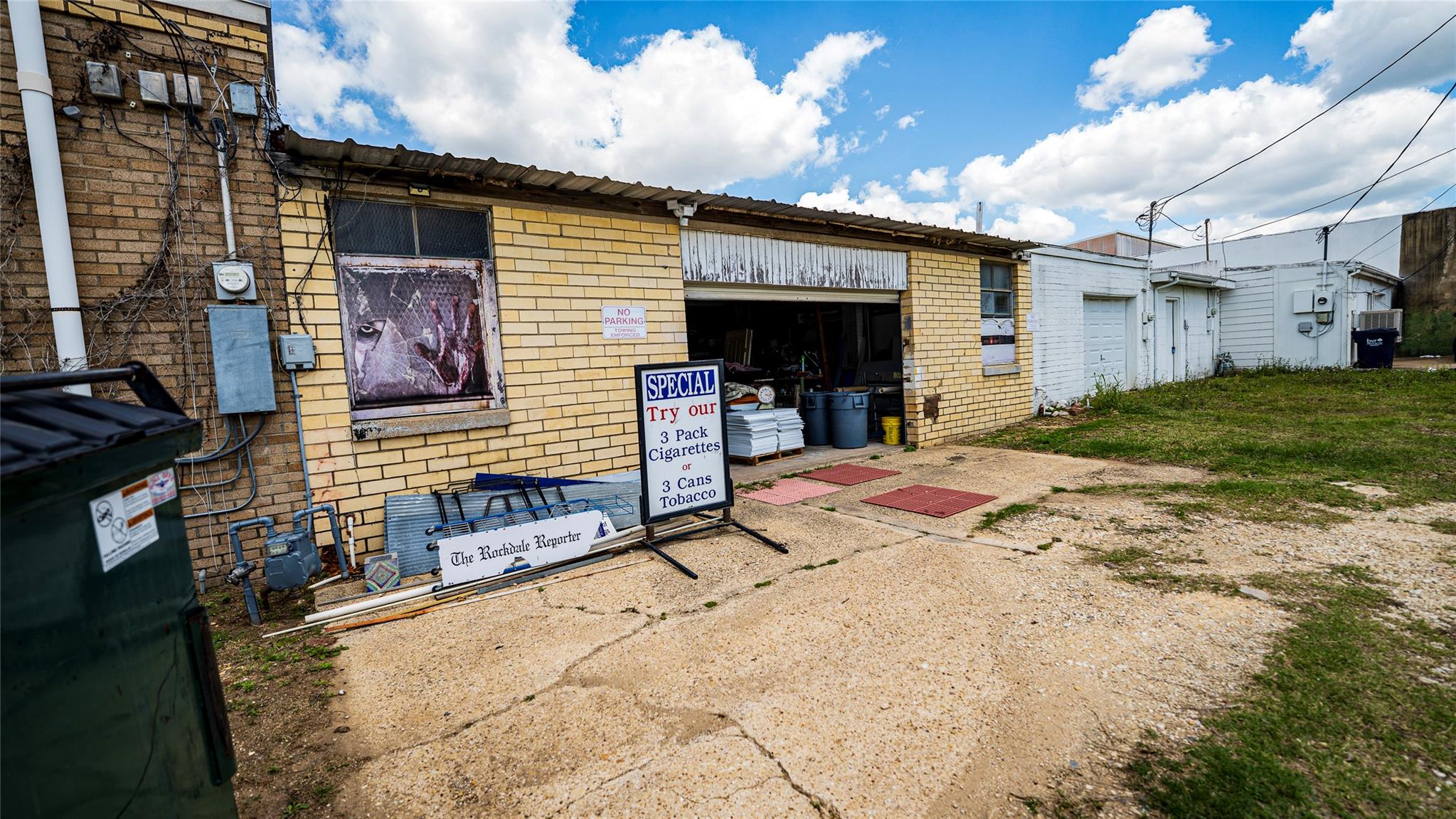 139 W Cameron Avenue Rockdale TX 76567