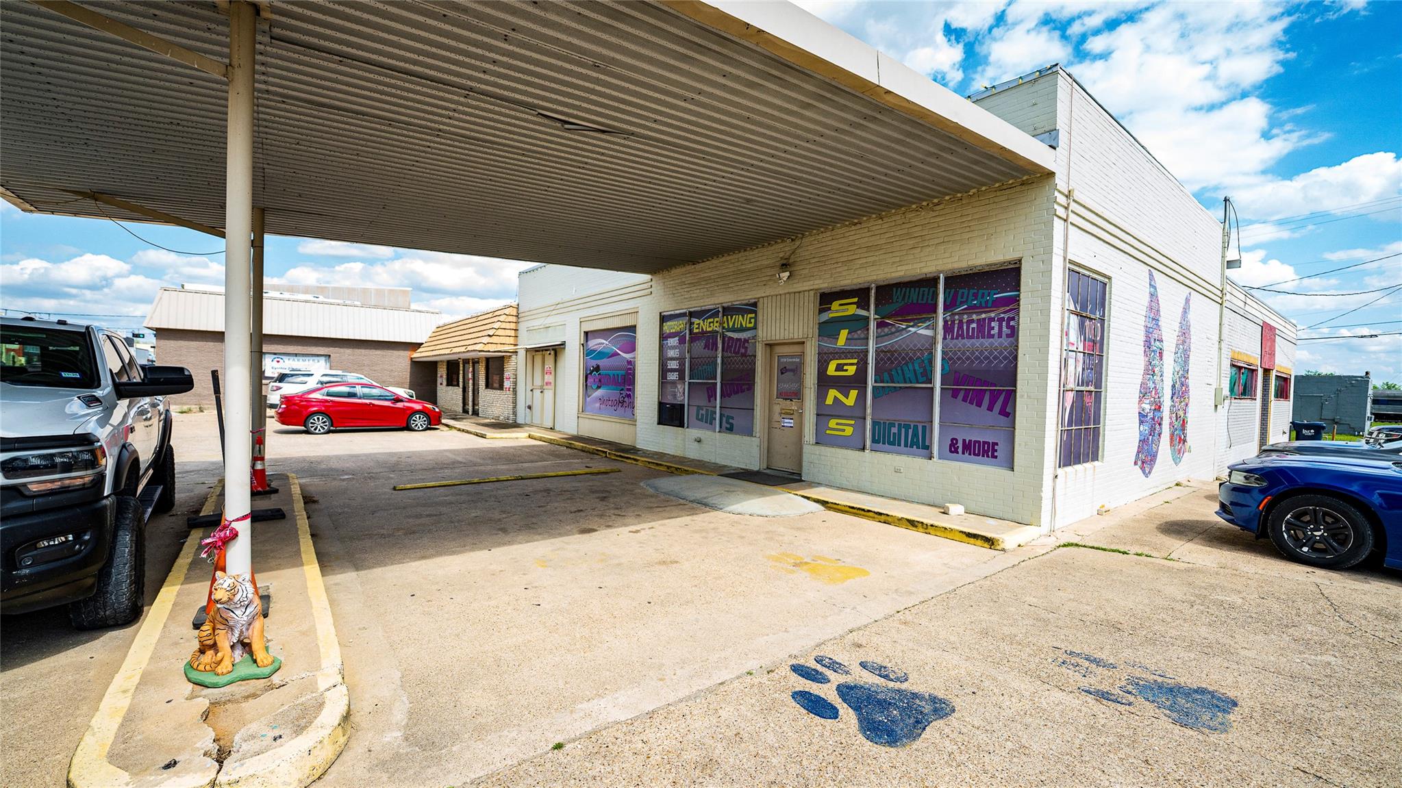 139 W Cameron Avenue Rockdale TX 76567