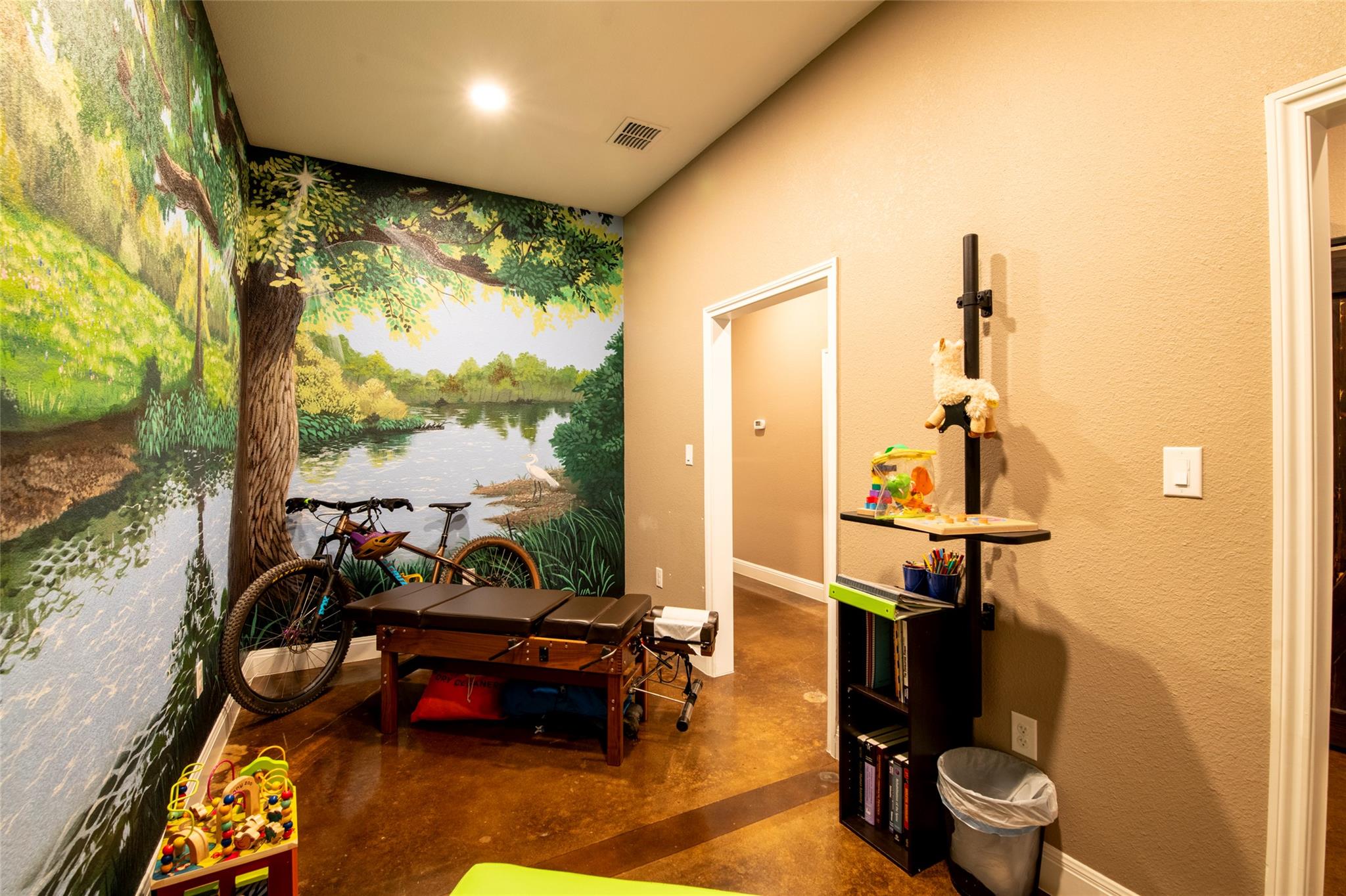 1913 Dutton Drive San Marcos TX 78666
