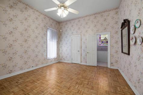 633 S Castell Avenue New Braunfels TX 78130
