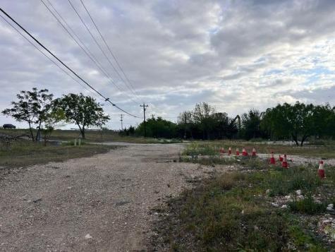 10412 Highway Fm 812 Highway Del Valle TX 78617