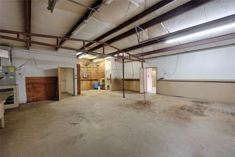 1410 Us Highway 90a East Hallettsville TX 77964