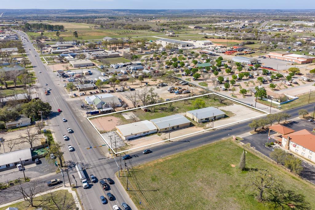 702 S Washington Highway Fredericksburg TX 78624