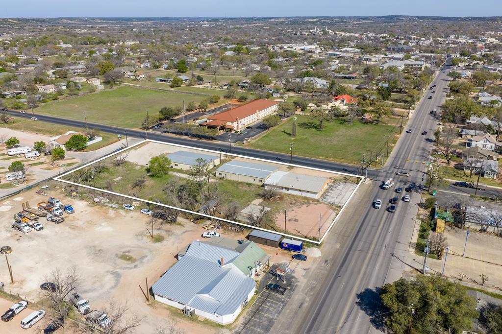702 S Washington Highway Fredericksburg TX 78624