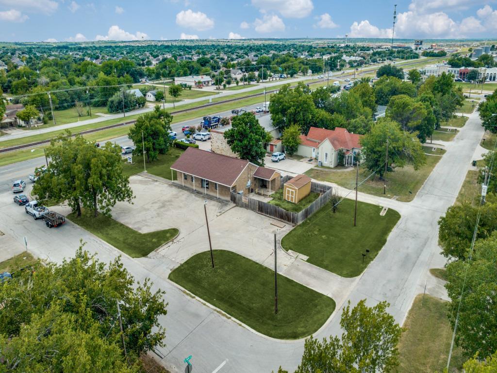 101 N Anthony Street Hutto TX 78634