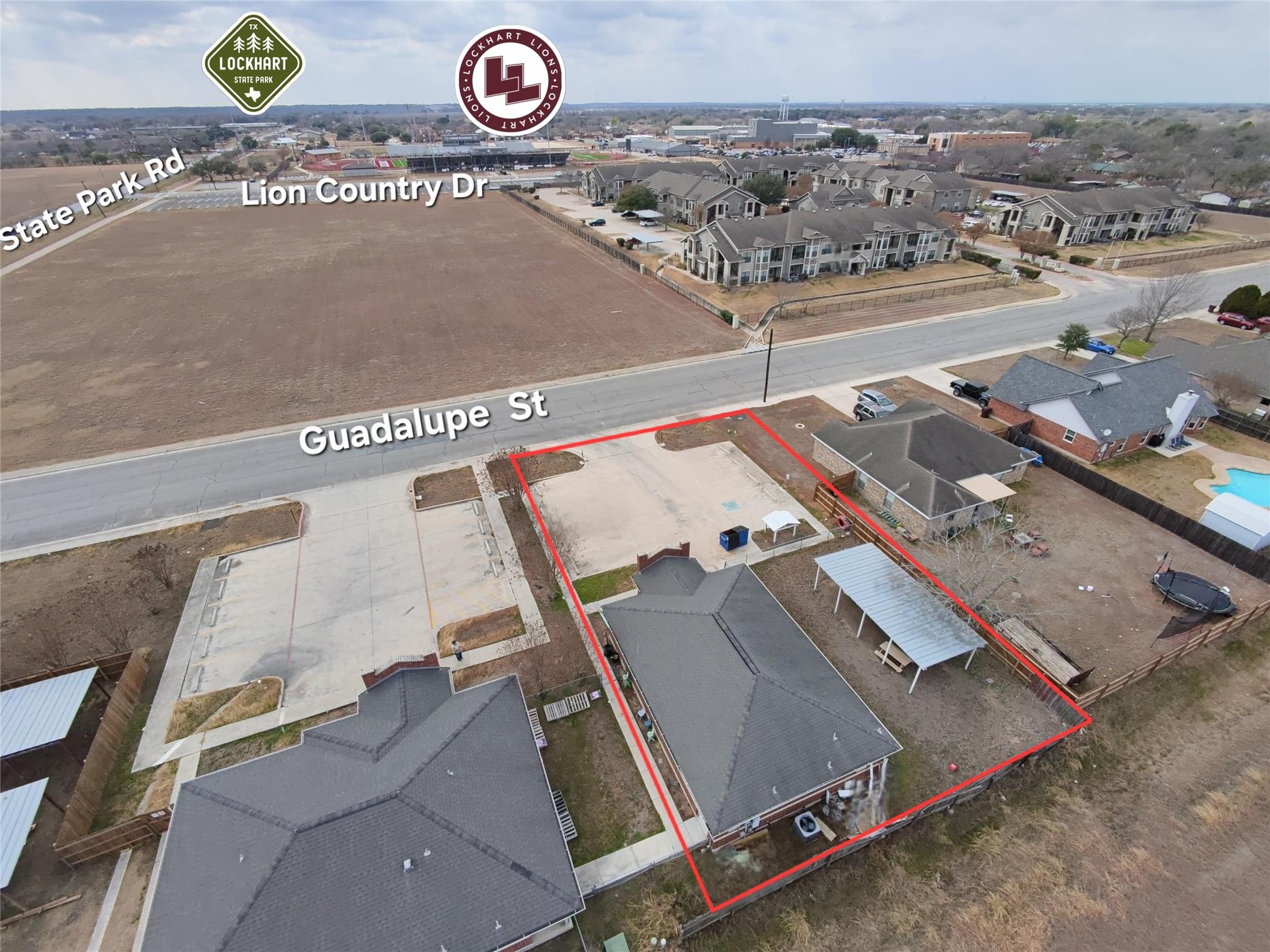 1020 S Guadalupe Street Lockhart TX 78644