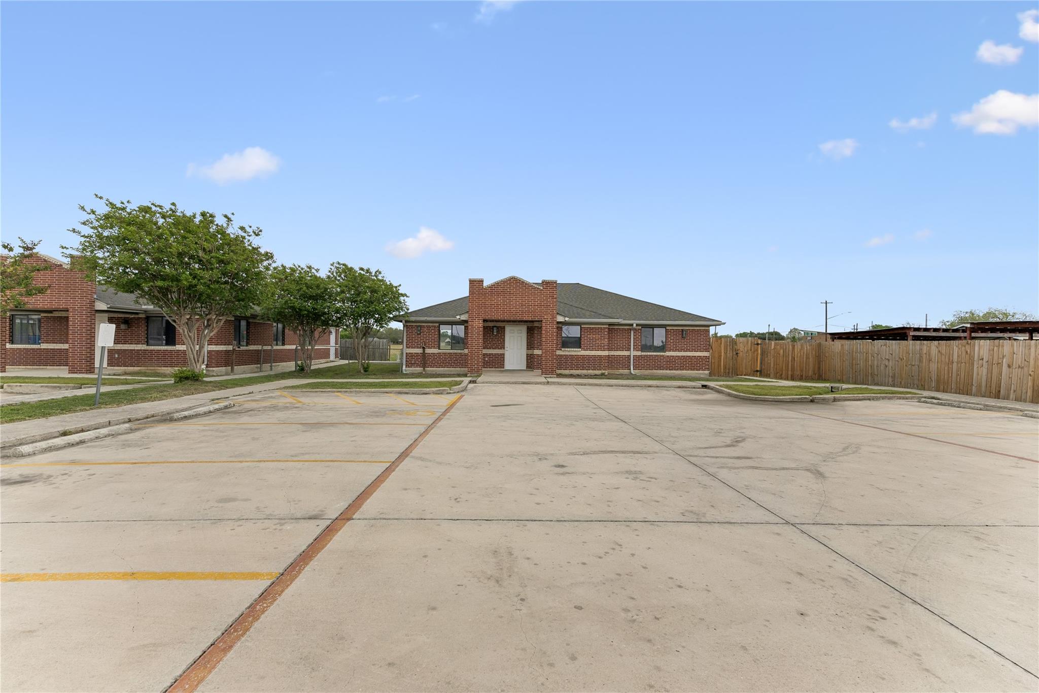 1020 S Guadalupe Street Lockhart TX 78644