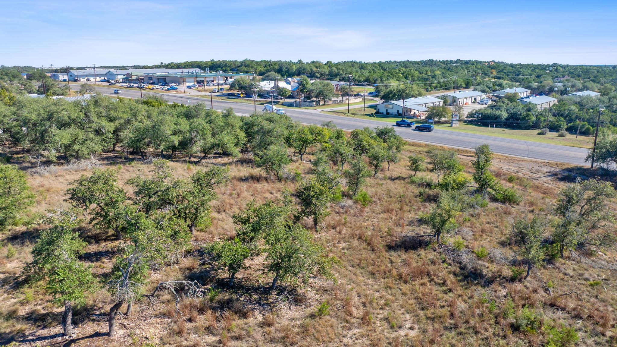 3981 & 3983 E Highway 290 Dripping Springs TX 78620