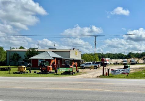 1698 S Us Hwy 281 Highway S Blanco TX 78606
