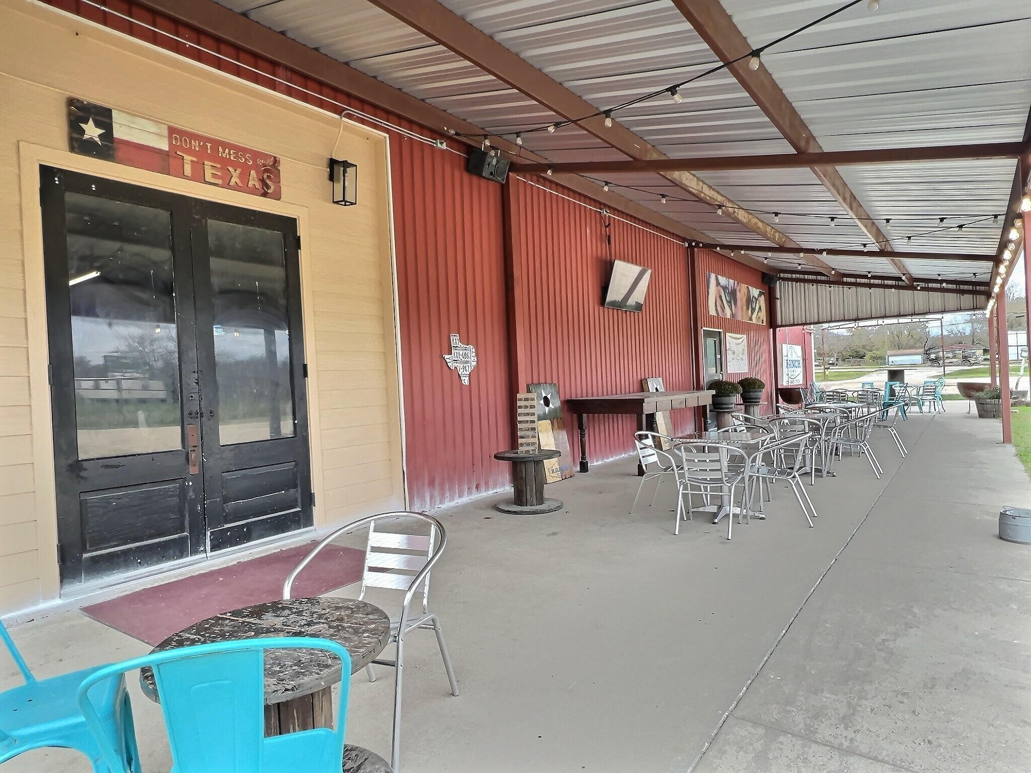 415 W S. Us Highway 79 Highway Rockdale TX 76567