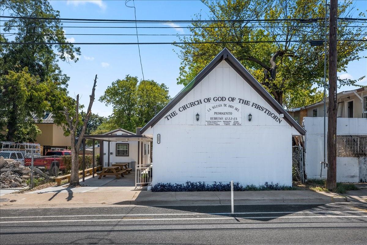 2607 E 5th Street Austin TX 78702