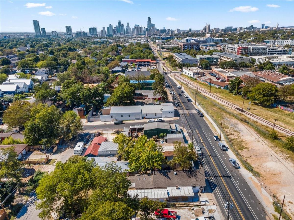 2607 E 5th Street Austin TX 78702