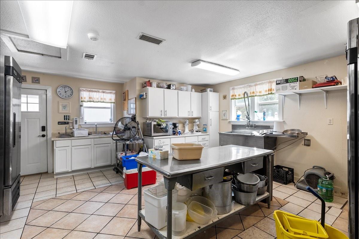 2607 E 5th Street Austin TX 78702