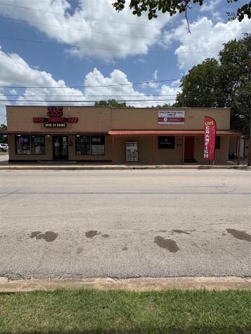 830 Saint Paul Street Gonzales TX 78629